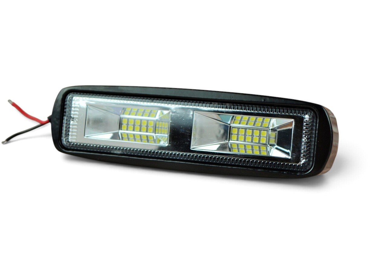 Світлодіодна LED фара 48Вт (світлодіоди 3w х16шт)