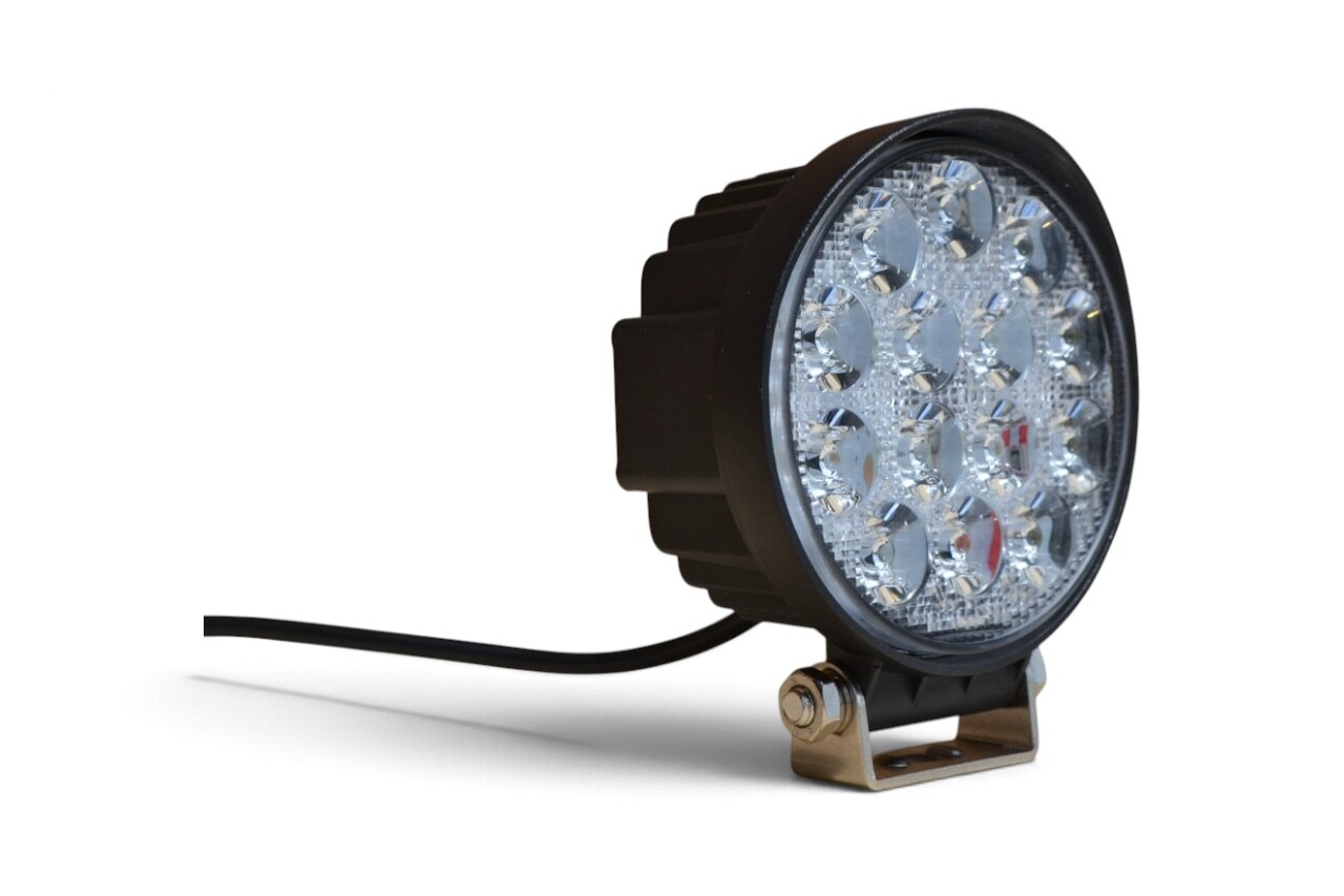 Світлодіодна LED фара робоча 42W/60° 42 Вт.(3Вт*14ламп) Широкий промінь світла