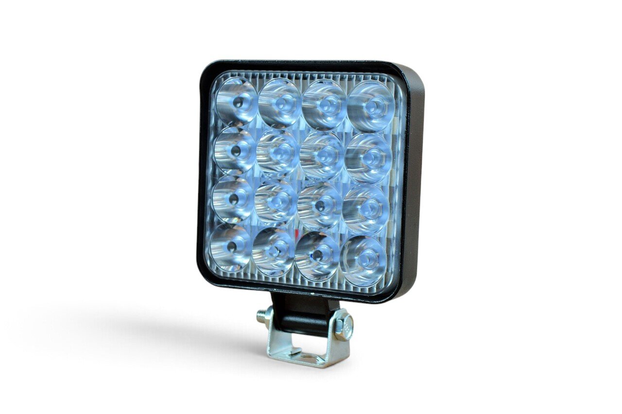 Фара LED квадратна 48W (16 діодів, 8.5 см х 8.5 см х 1,5 см) + СТРОБОСКОП