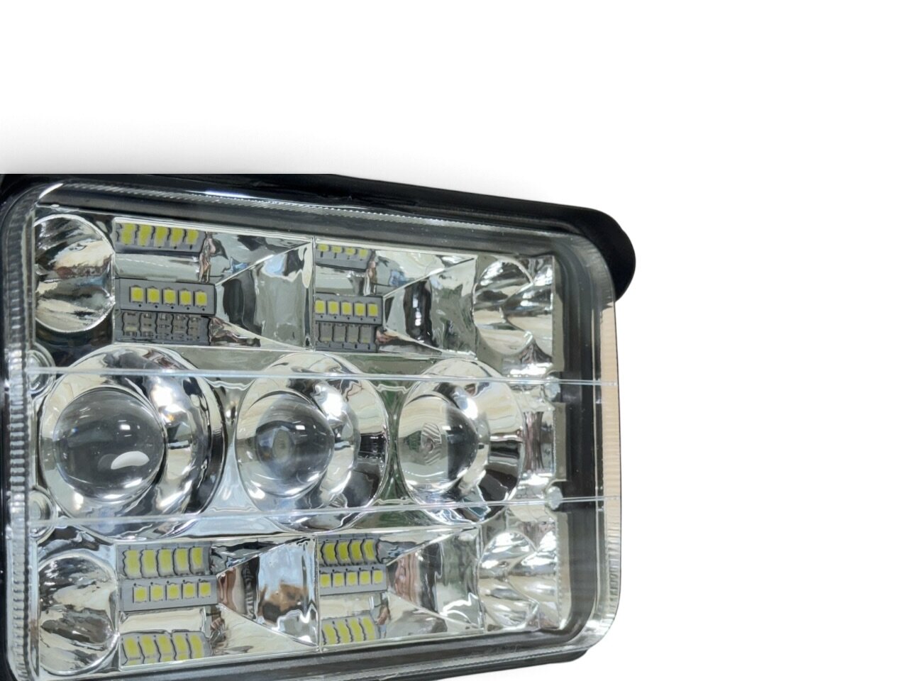 Фара LED прямокутна 124W 6000K-3000К (27 діодів) (17см х 11,5 см х 6см) (ближній + дальній)