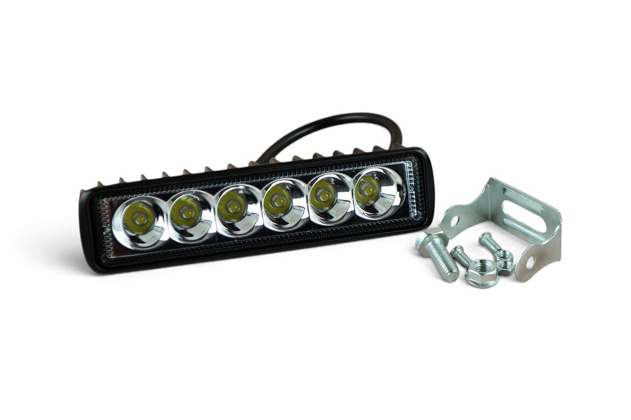 Світлодіодна LED фара 18Вт (світлодіоди 3w 6шт)