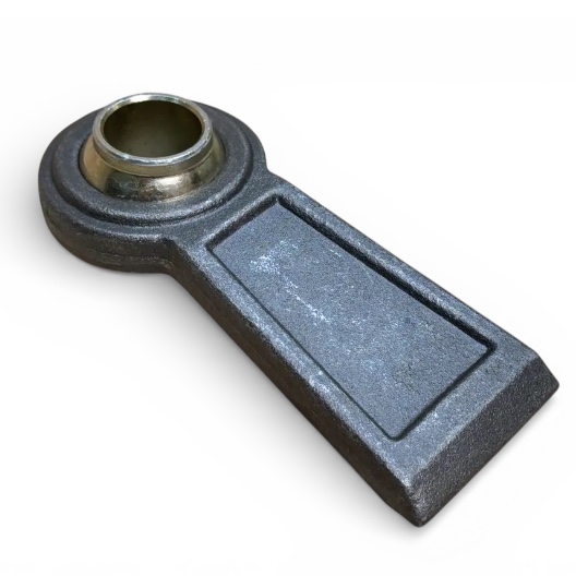 Шарнир продольной тяги МТЗ (приварной) d-28мм 46650080