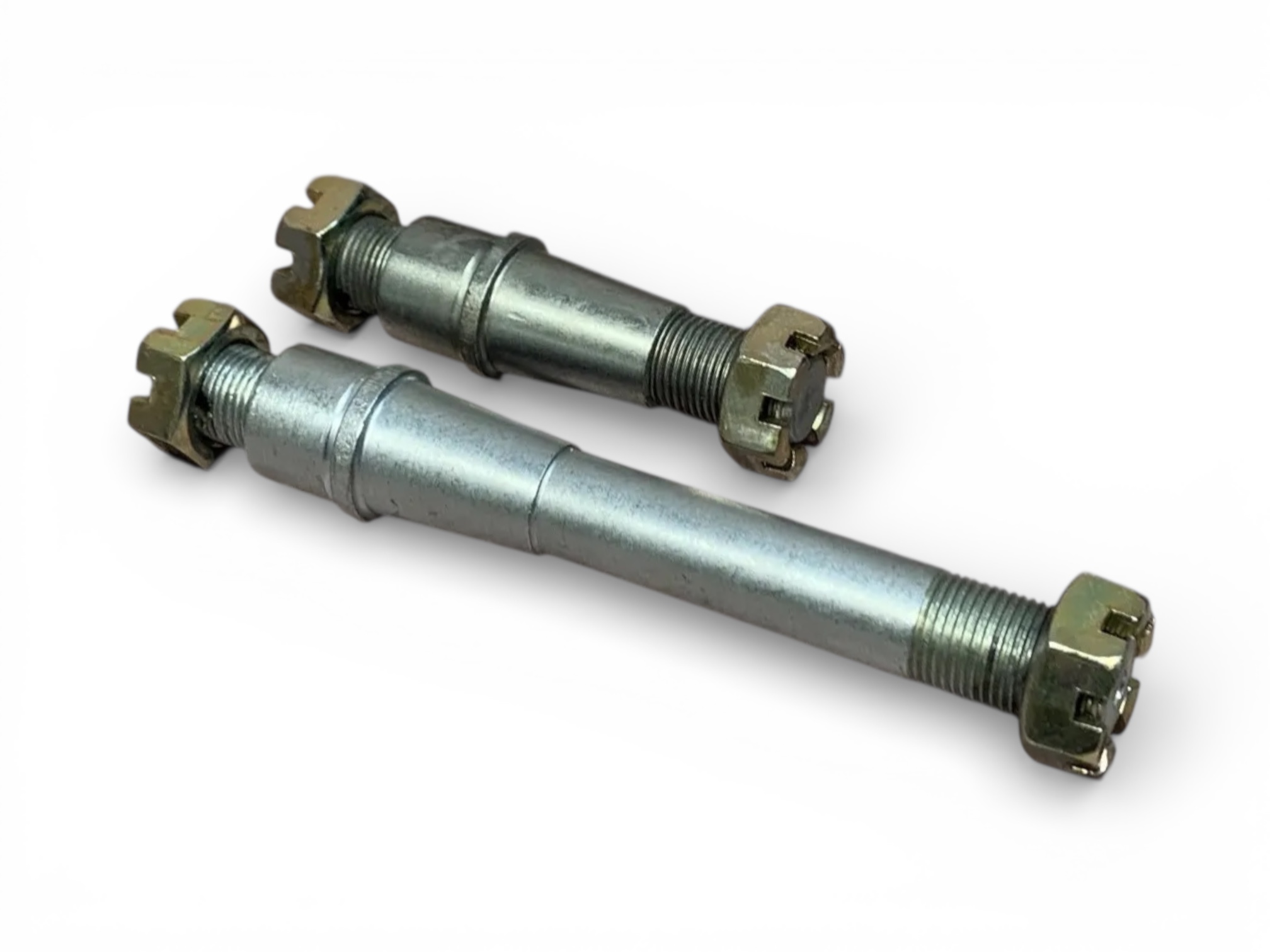 Пальцы рулевого цилиндра ц-50 ЮМЗ с гайками комплект