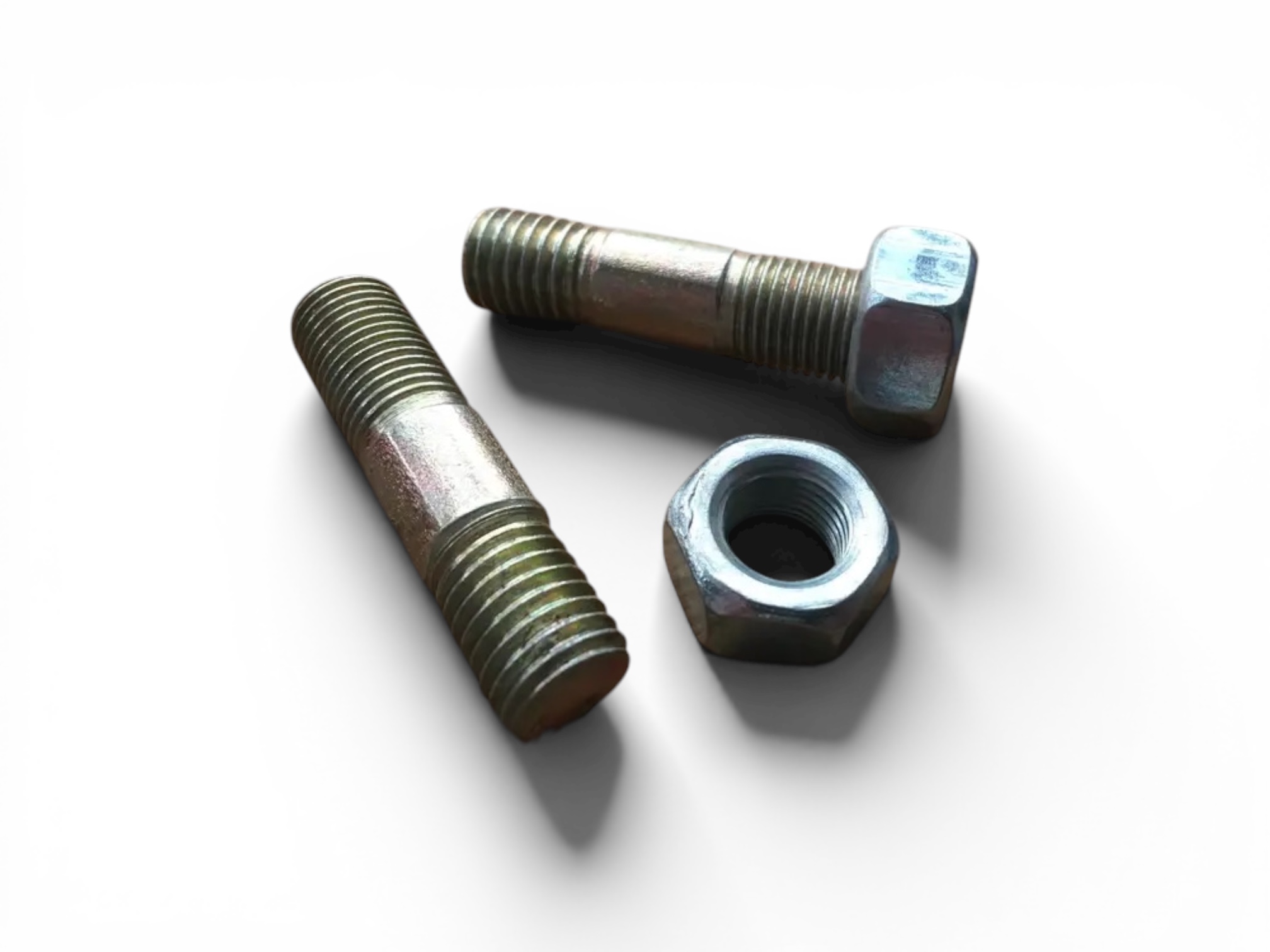 Шпилька задней и передней бортовой Т-40 М14х1,5х60 с гайкой А38334