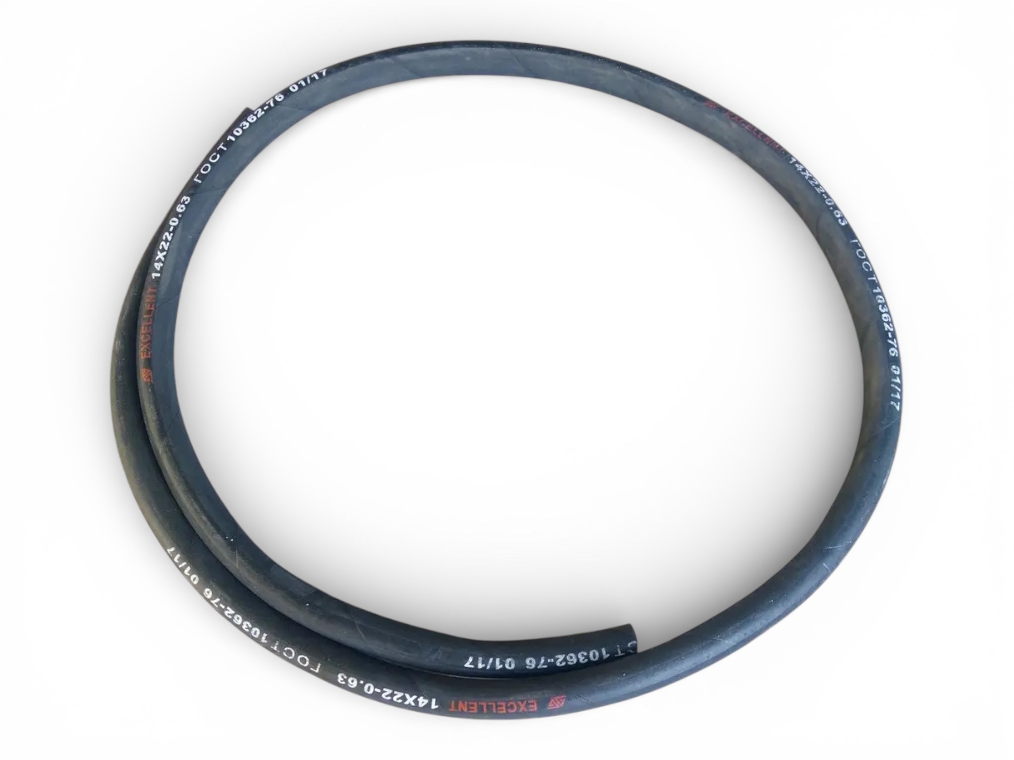 Шланг маслобензостойкий Ф14 L-2м