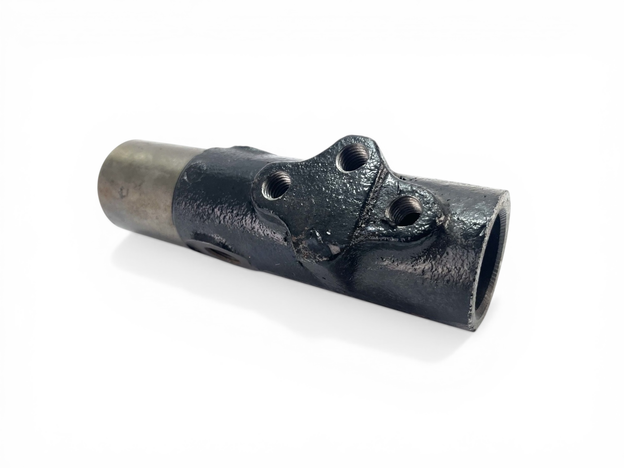 Втулка МТЗ крышки КПП (нового образца, про-во МТЗ) 70-1703024