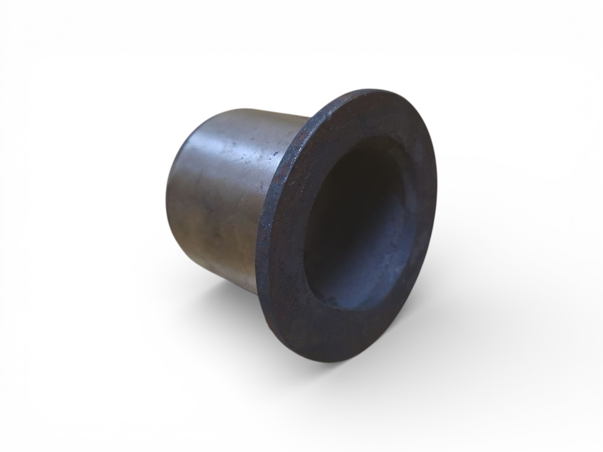 Втулка вісі хитання ЮМЗ передня (з буртиком) 36-3001020