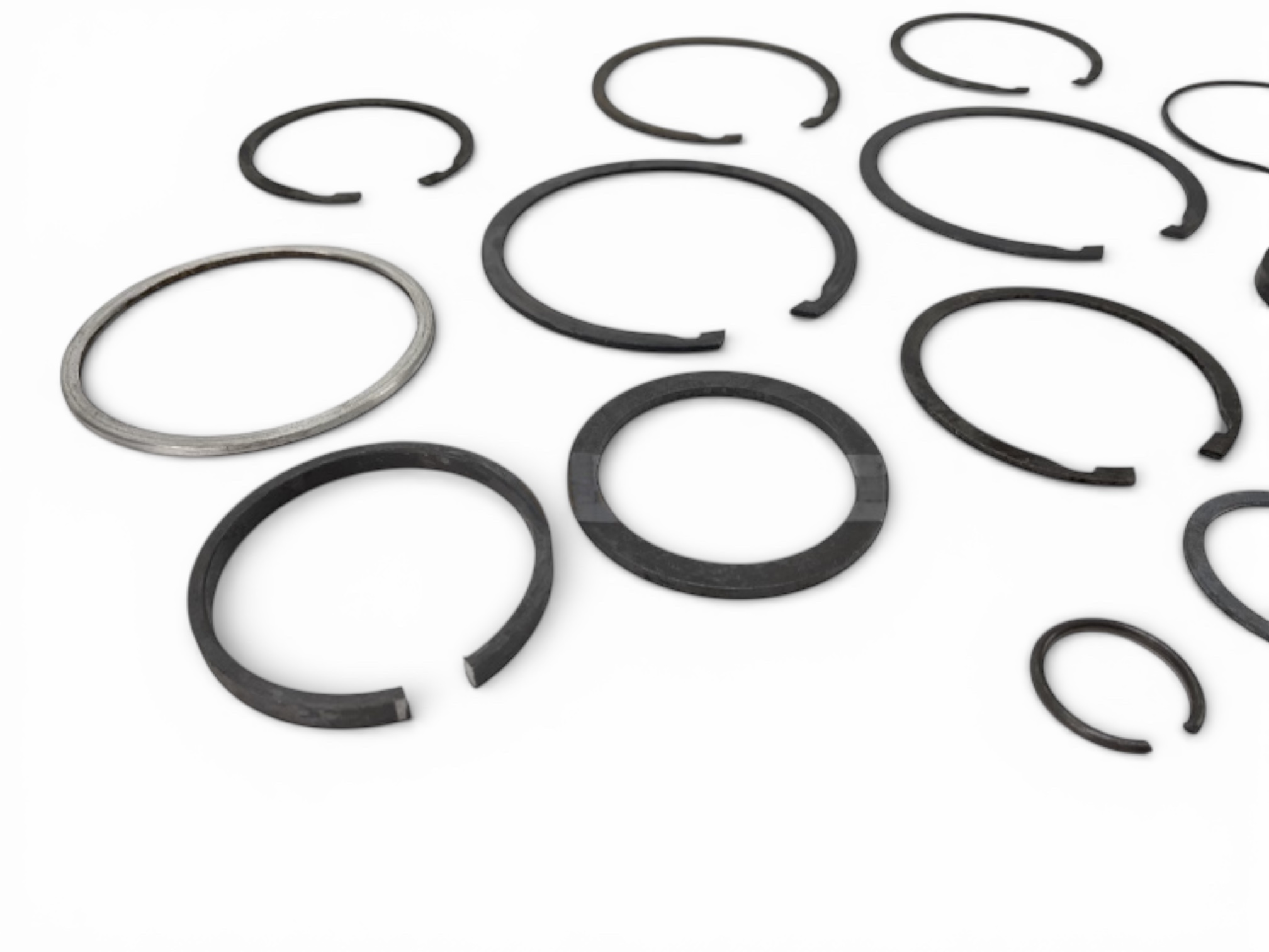 Комплект стопорних та регулювальних кілець КПП ЮМЗ