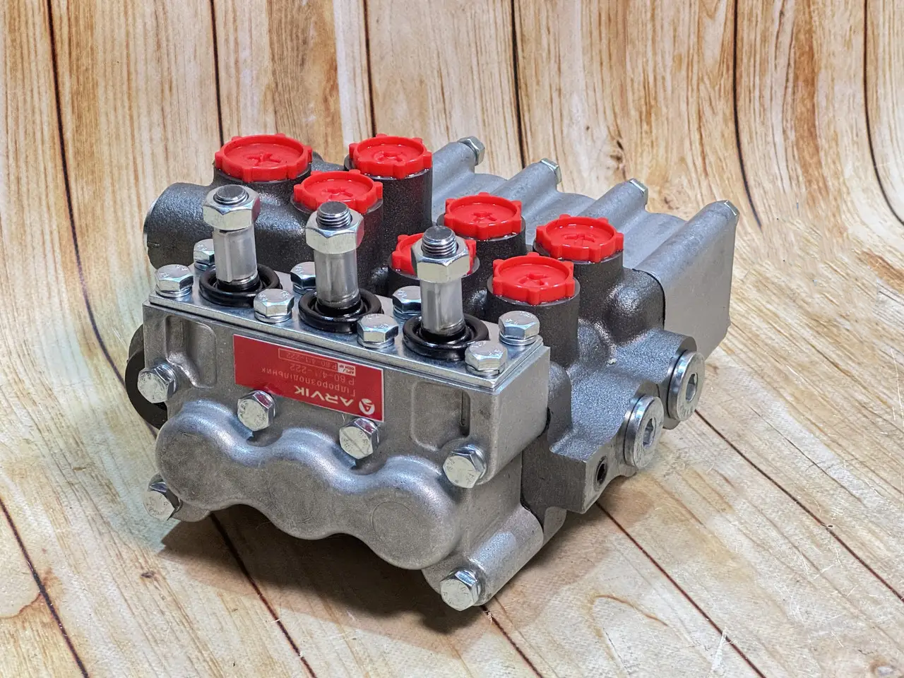 Гидрораспределитель Р80 4/1-222 МТЗ, ЮМЗ, Т-150, Т-40 (ARVIK)
