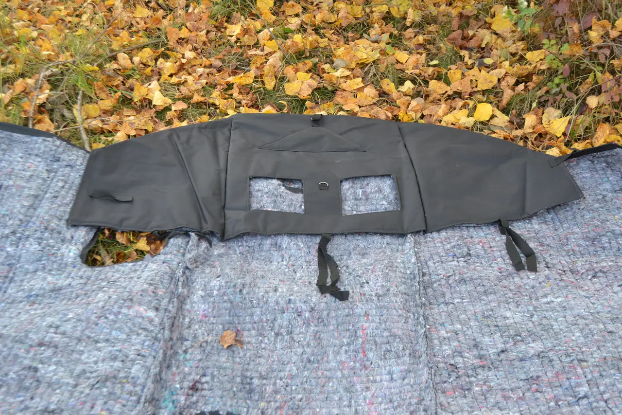 Утеплительный чехол капота МТЗ-1025