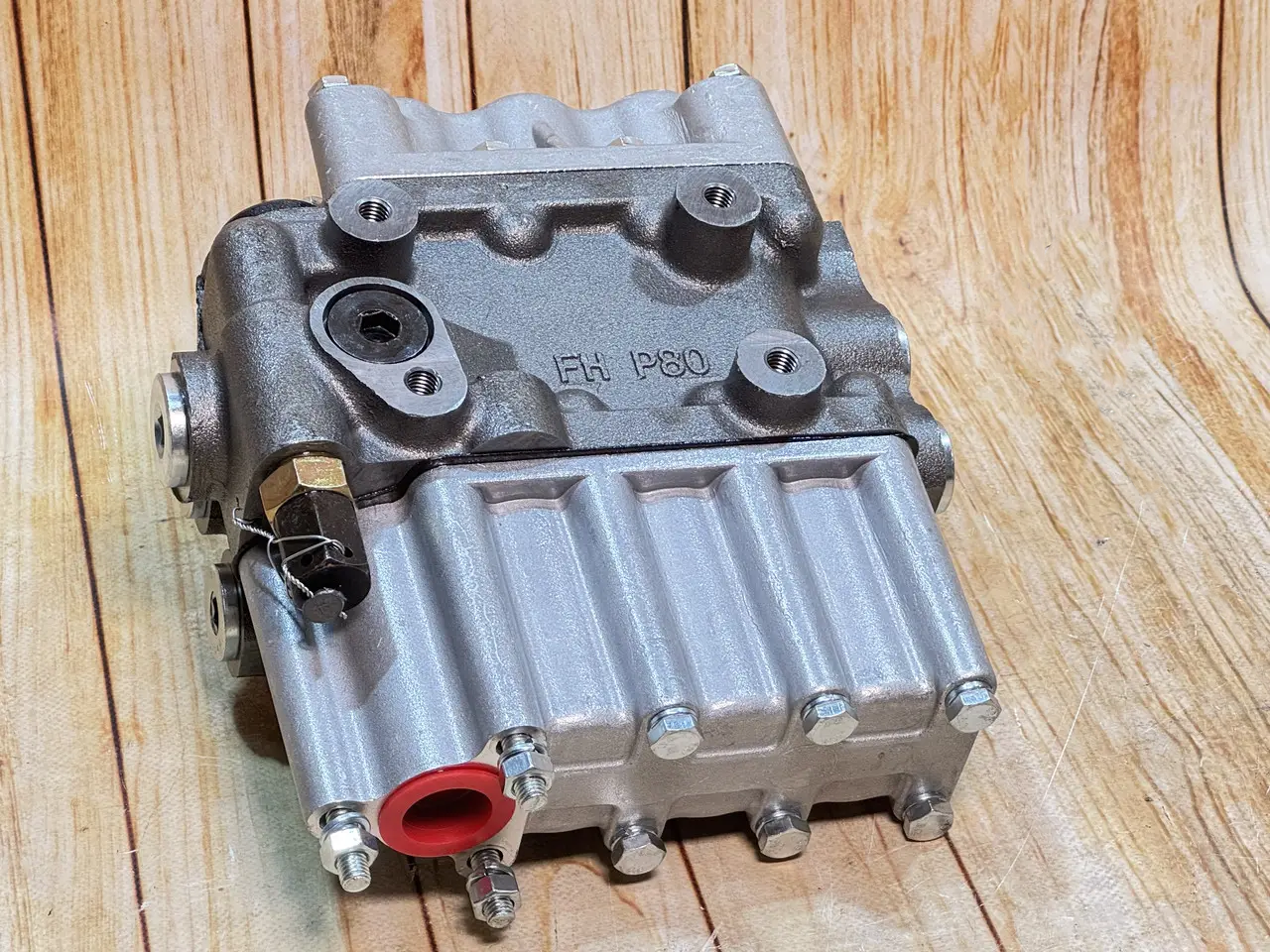 Гидрораспределитель Р80 4/1-222 МТЗ, ЮМЗ, Т-150, Т-40 (ARVIK)