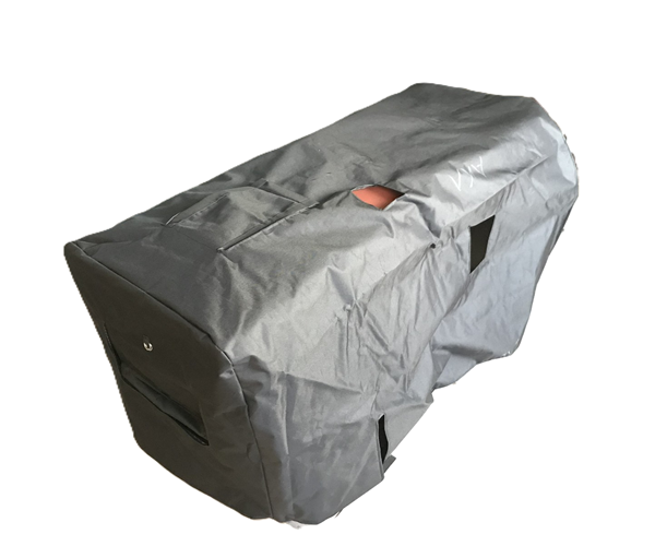 Утеплительный чехол капота ЮМЗ (выхлопная со стороны)