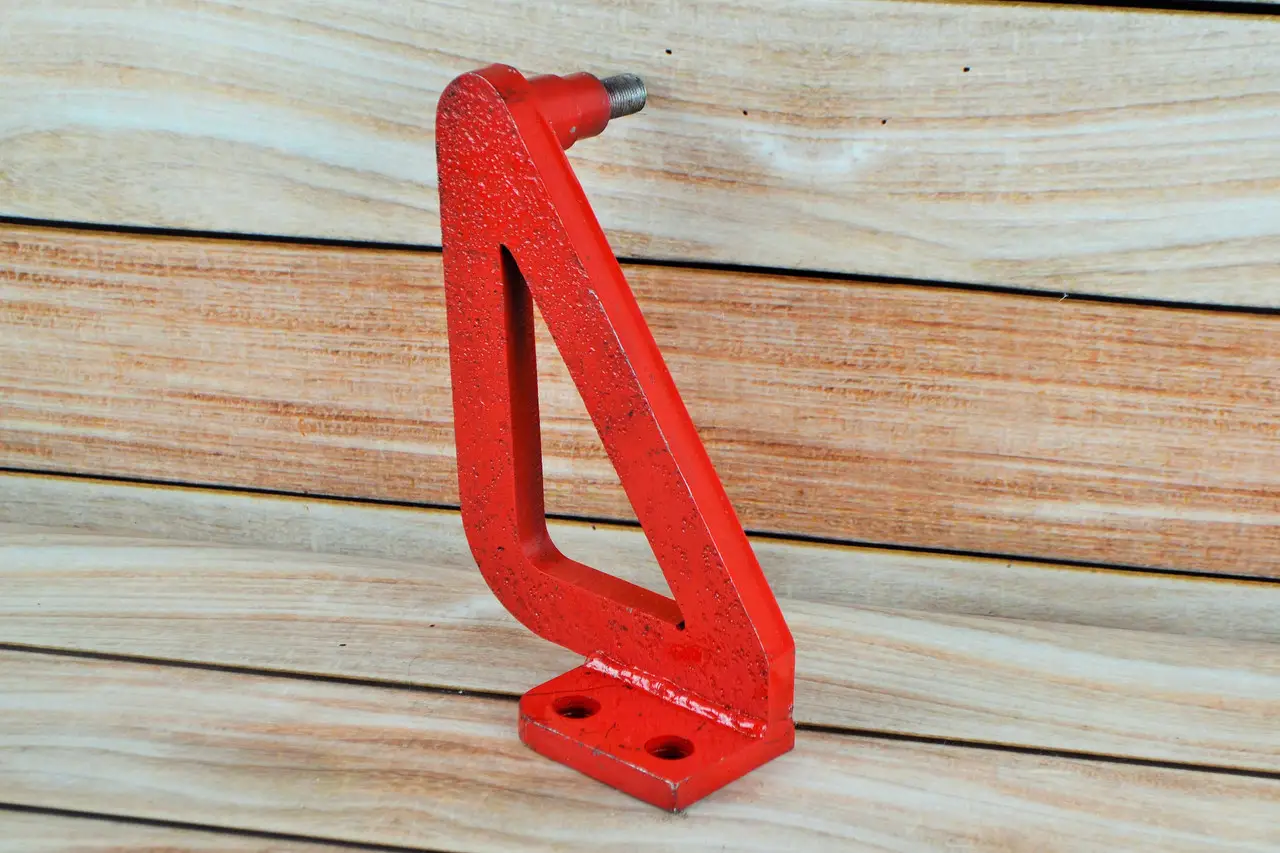 Кронштейн кріплення гідроциліндра (з 2 вухами на МТЗ) Т-25