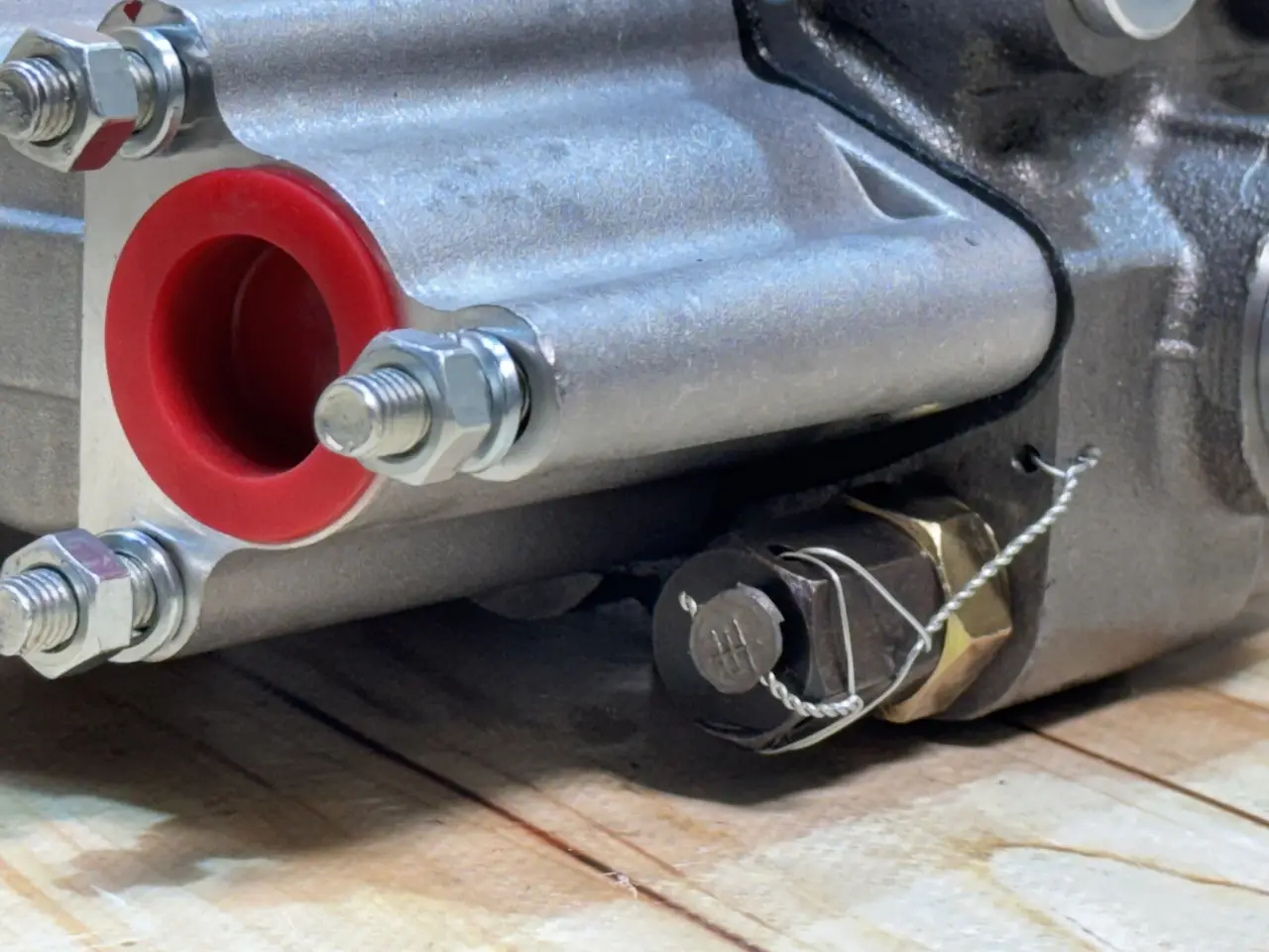 Гидрораспределитель Р80 4/1-222 МТЗ, ЮМЗ, Т-150, Т-40 (ARVIK)