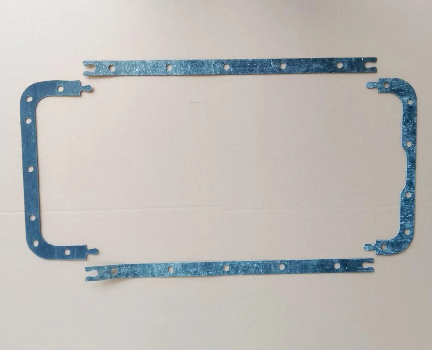 Прокладка картера масляного (піддону) Д-65 (пароніт) Д01-097-Б